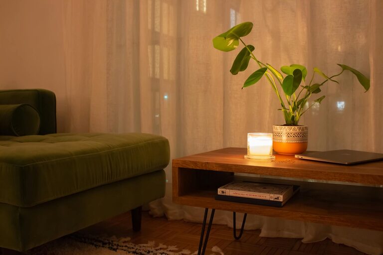 Simple Tips for Creating a Cozy and Inviting Living Space at Home